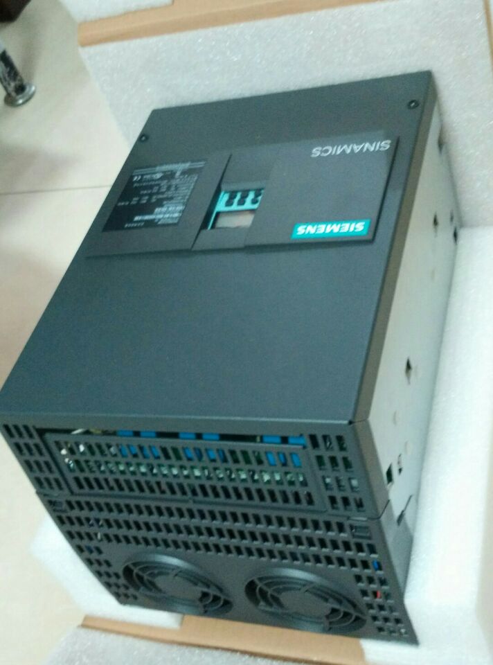 Spot Siemens DC speed regulator 6RA8031-6GV62-0AA0 6RA80 series 575V 125A